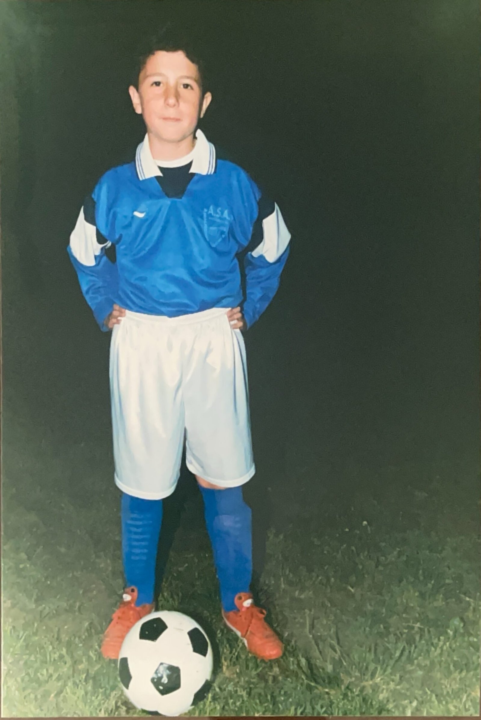 ⚽ "Un ragazzo normale, inconsapevole di quanto fosse straordinario esserlo."